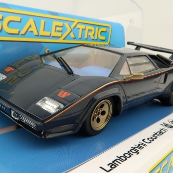 Scalextric C4411 Lamborghini Countach Walter Wolf - Blue + Gold Slot Car 1:32 Scale