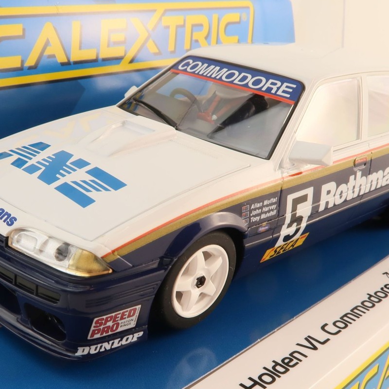 Scalextric C4433 Holden VL Commodore 1987 Spa 24 Hours Moffat and Harvey Slot Car 1:32 Scale