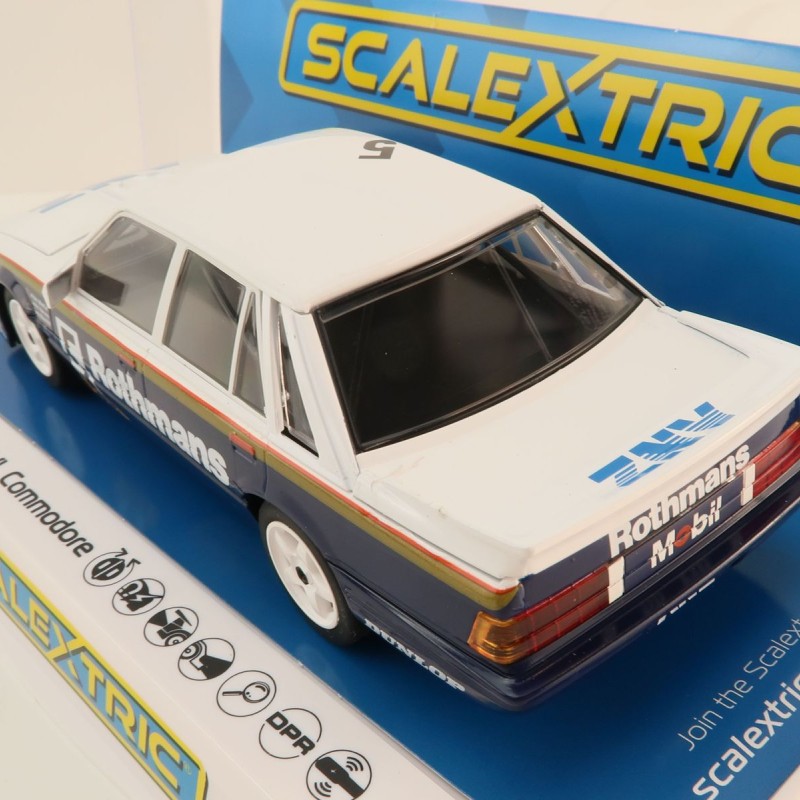 Scalextric C4433 Holden VL Commodore 1987 Spa 24 Hours Moffat and Harvey Slot Car 1:32 Scale
