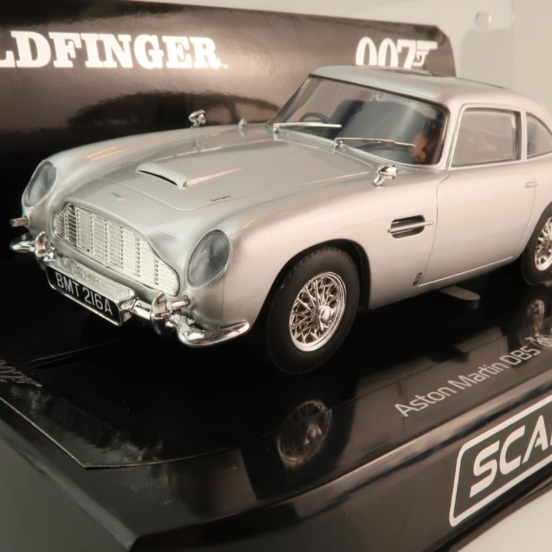 Scalextric C4436 Aston Martin DB5 with Functions - James Bond Goldfinger Slot Car 1:32 Scale