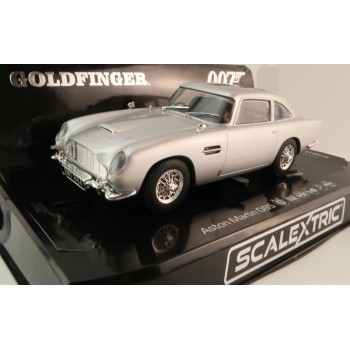 Scalextric C4436 Aston Martin DB5 with Functions - James Bond Goldfinger Slot Car 1:32 Scale