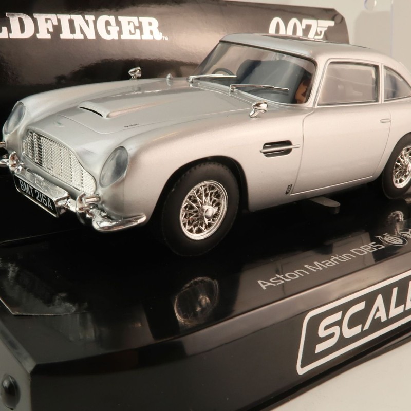 Scalextric C4436 Aston Martin DB5 with Functions - James Bond Goldfinger Slot Car 1:32 Scale
