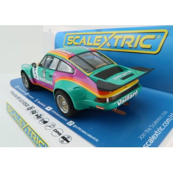 Scalextric C4439 Porsche 911 Carrera RSR 3.0 - Vaillant Slot Car 1:32 Scale