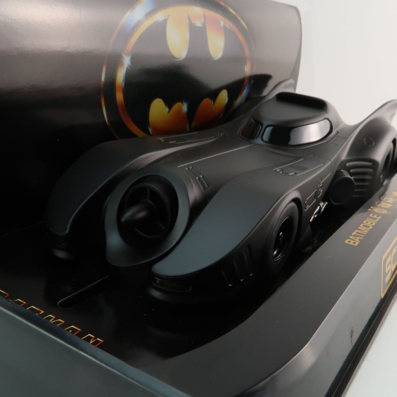 Scalextric C4492 Batmobile Batman DC 1989 Slot Car 1:32 Scale