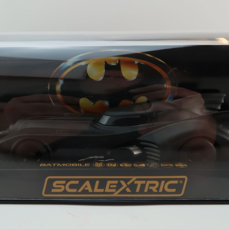 Scalextric C4492 Batmobile Batman DC 1989 Slot Car 1:32 Scale