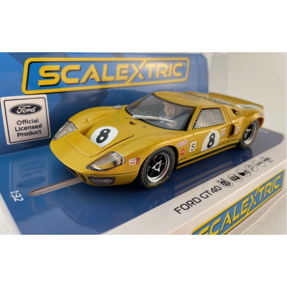 Scalextric C4495 - Ford GT40 - BOAC 500 1968 - Drury / Holland Slot Car 1:32 Scale