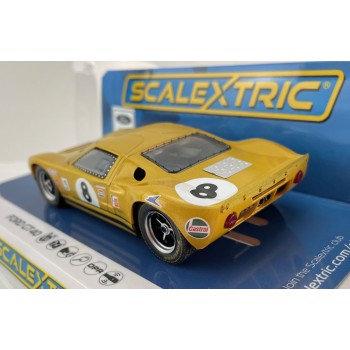 Scalextric C4495 - Ford GT40 - BOAC 500 1968 - Drury / Holland Slot Car 1:32 Scale