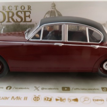Scalextric C4502 Jaguar MK2 - Inspector Morse Slot Car 1:32 Scale