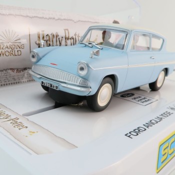 Scalextric C4504 Ford Anglia 105E - Harry Potter WIZARDING WORLD Slot Car 1:32 Scale