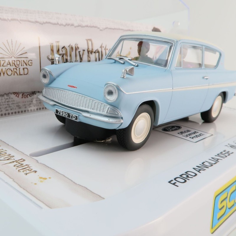 Scalextric C4504 Ford Anglia 105E - Harry Potter WIZARDING WORLD Slot Car 1:32 Scale