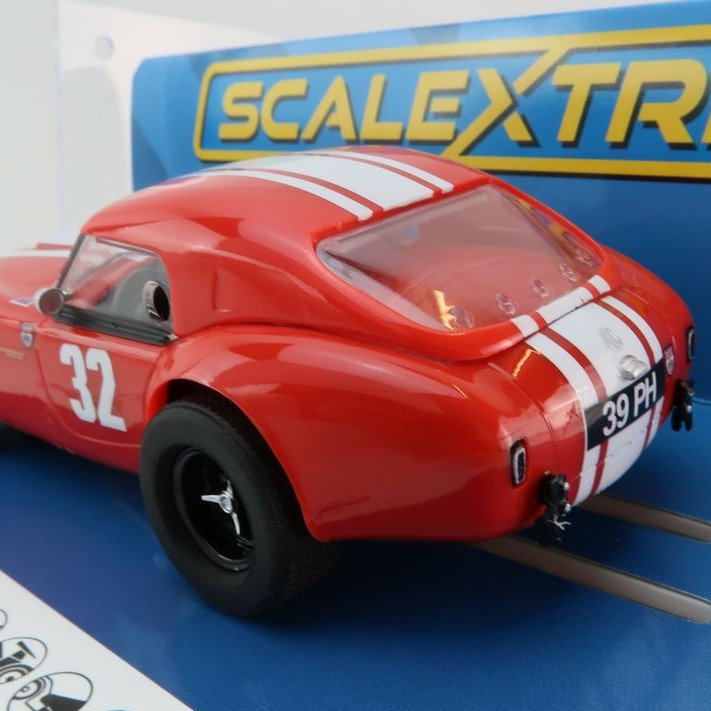 Scalextric C4528 Shelby Cobra 289 - Red - 39PH Slot Car 1:32 Scale