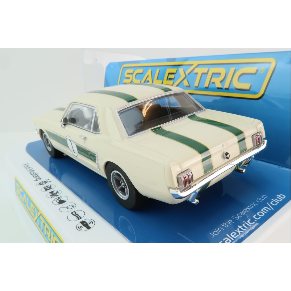 Scalextric C4531 1967 Ford Mustang - Ian Geoghegan No 1 AU Only Slot Car 1:32 Scale