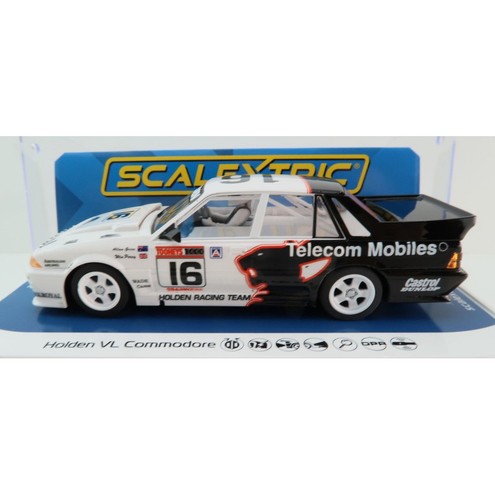 Scalextric C4547 Holden VL Commodore 1990 Bathurst Winner Grice & Percy Slot Car 1:32 Scale