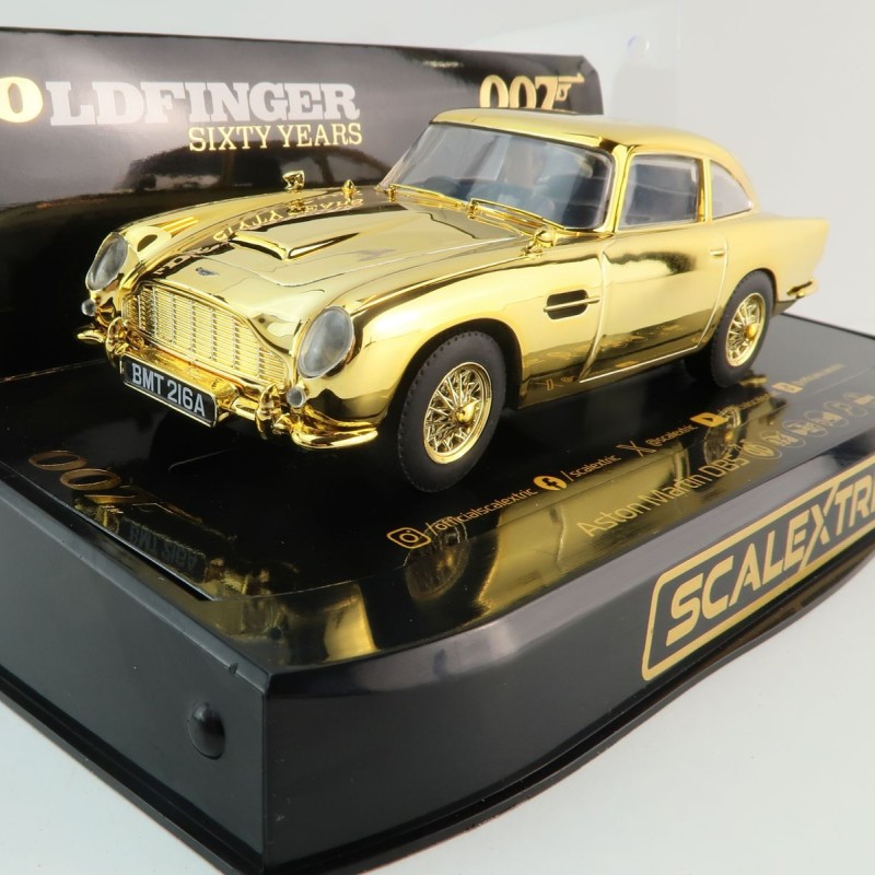 Scalextric C4550A Aston Martin DB5 James Bond Goldfinger 60th Anniversary Edition Slot Car 1:32 Scale