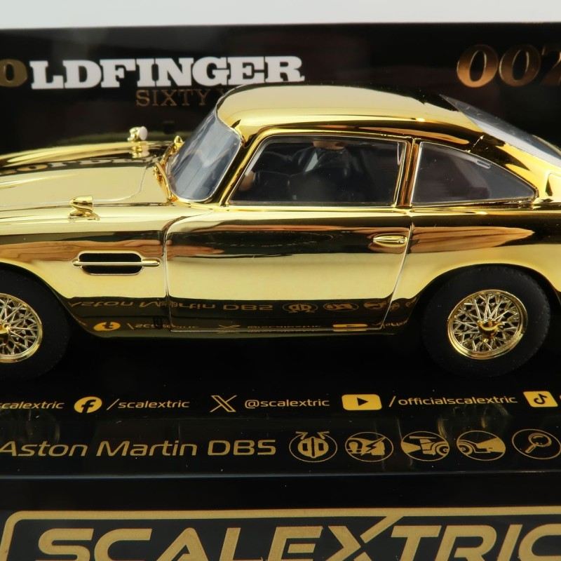 Scalextric C4550A Aston Martin DB5 James Bond Goldfinger 60th Anniversary Edition Slot Car 1:32 Scale