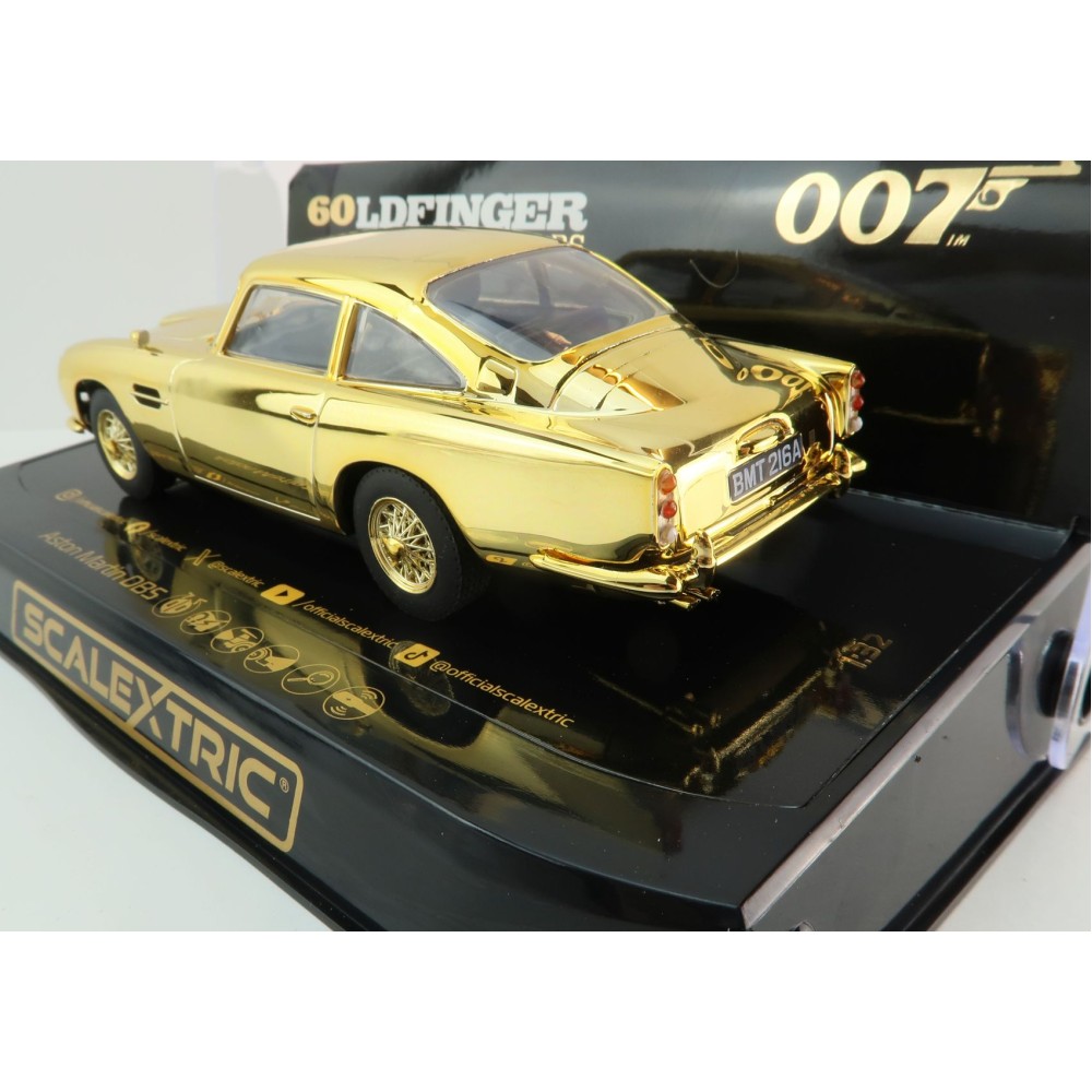 Scalextric C4550A Aston Martin DB5 James Bond Goldfinger 60th Anniversary Edition Slot Car 1:32 Scale