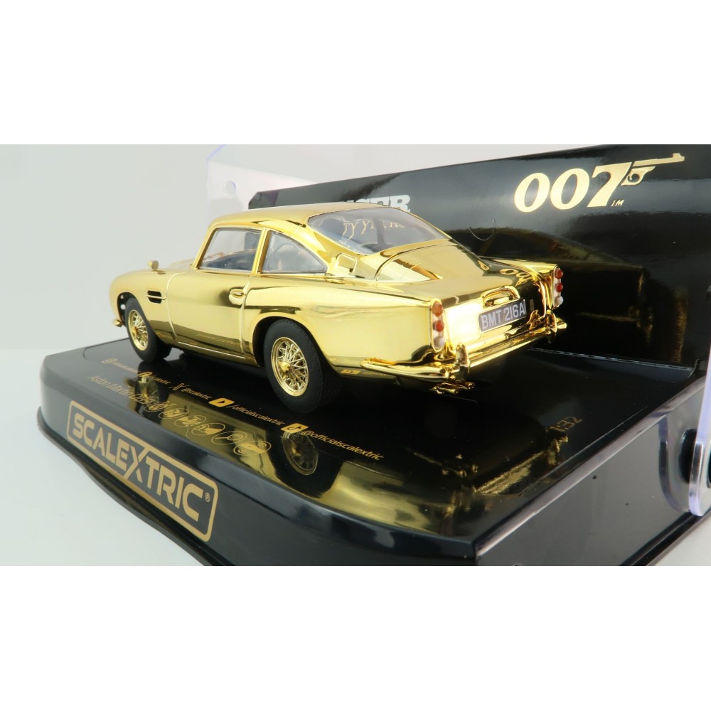 Scalextric C4550A Aston Martin DB5 James Bond Goldfinger 60th Anniversary Edition Slot Car 1:32 Scale