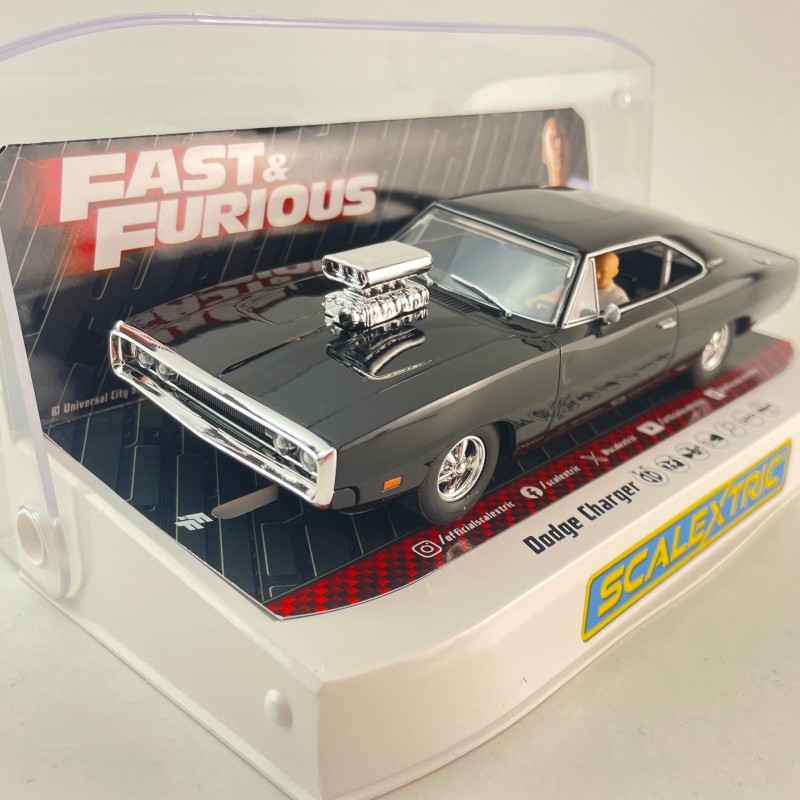 Scalextric C4573 Dodge Charger Dom Toretto - The Fast And The Furious Slot Car 1:32 Scale
