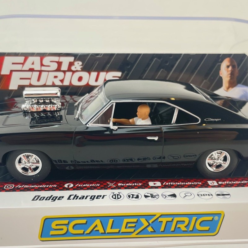 Scalextric C4573 Dodge Charger Dom Toretto - The Fast And The Furious Slot Car 1:32 Scale