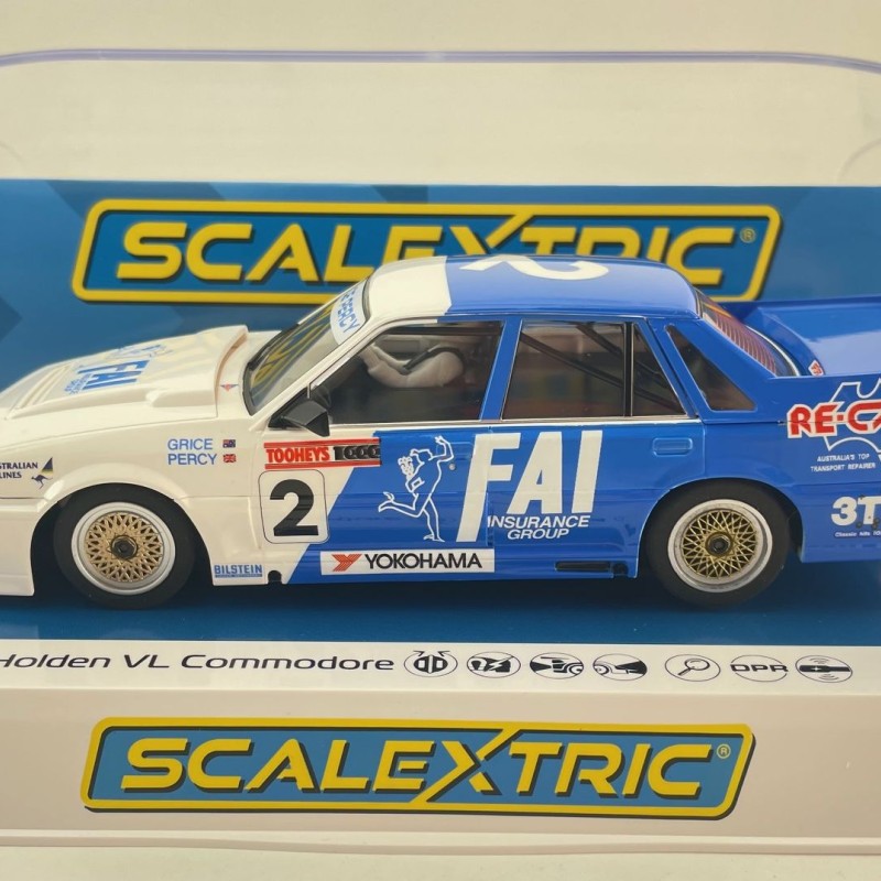 Scalextric C4585F Holden VL Commodore Group A 1988 Bathurst Grice & Percy AU Only Slot Car 1:32 Scale