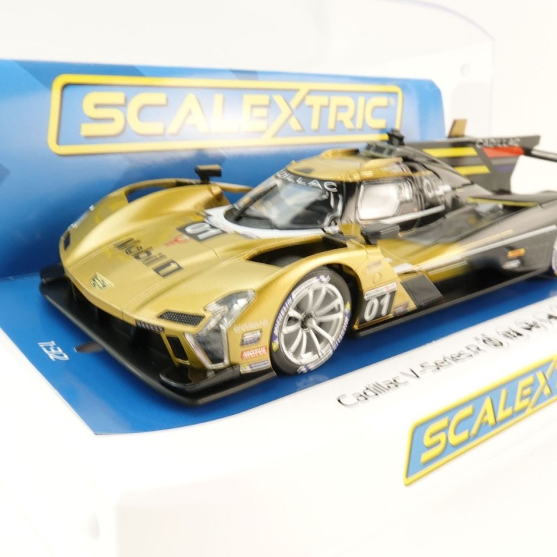 Scalextric C4586 Cadillac V-Series.R Cadillac Racing No.01 12 Hours of Sebring 2024 Slot Car 1:32 Scale