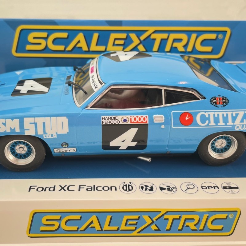 Scalextric C4618F Ford XC Falcon 1977 Bathurst 1000 Brabham & Brabham AU Only Slot Car 1:32 Scale