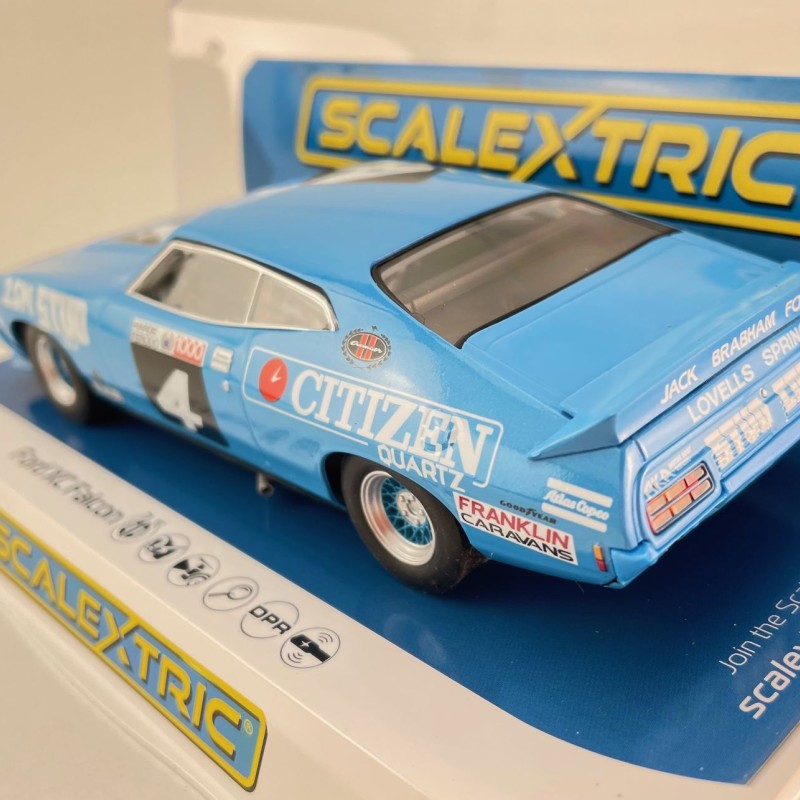 Scalextric C4618F Ford XC Falcon 1977 Bathurst 1000 Brabham & Brabham AU Only Slot Car 1:32 Scale