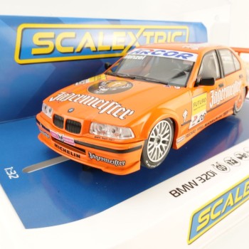 Scalextric C4624 BMW 320i Slot Car - STW 1996 - Jägermeister Slot Car 1:32 Scale