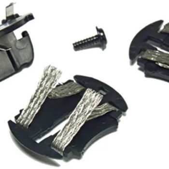 Scalextric C8330 - Drift Guide Blade Includes 2 Braid Plates and 1 Screw Pack