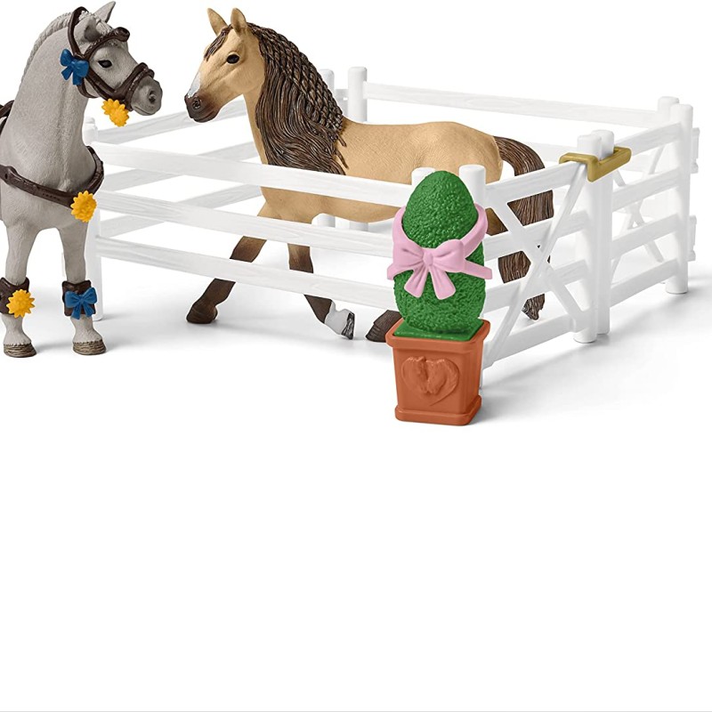Schleich 42466 - Big Horse Show Playset - Horse Club