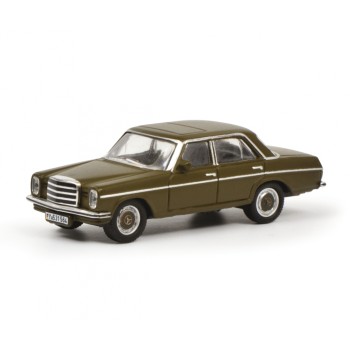 Schuco 452636500 Mercedes Benz -/8 Commander Car Bundeswehr Military Scale H0 1:87