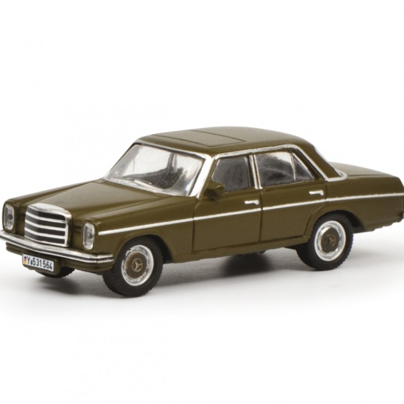 Schuco 452636500 Mercedes Benz -/8 Commander Car Bundeswehr Military Scale H0 1:87