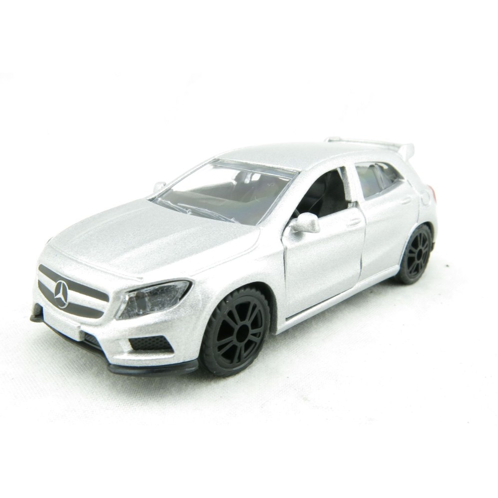 Siku 1503 - Mercedes Benz GLA 45 AMG 