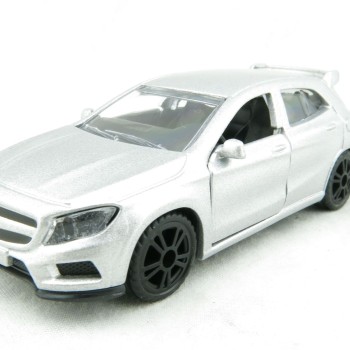 Siku 1503 - Mercedes Benz GLA 45 AMG 