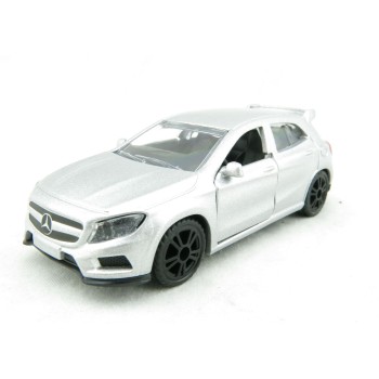 Siku 1503 - Mercedes Benz GLA 45 AMG 