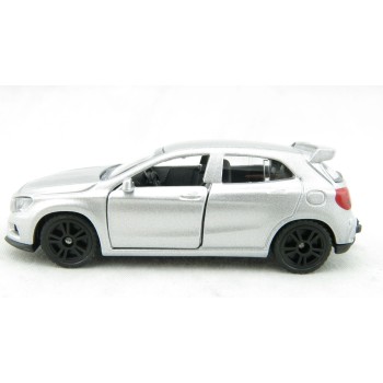 Siku 1503 - Mercedes Benz GLA 45 AMG 