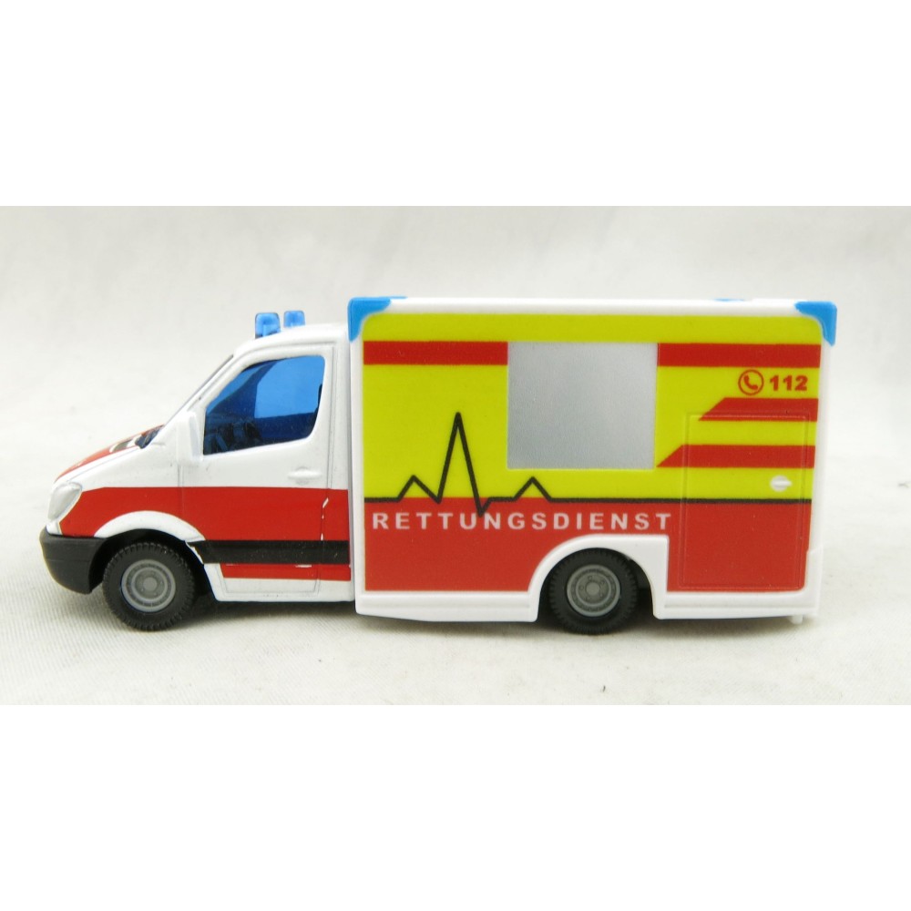 Siku 1536 - Mercedes-Benz Sprinter Ambulance 