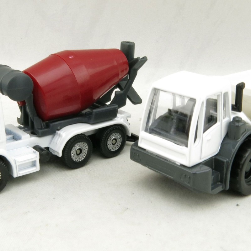 Siku 1692 - Construction Set Scania Concrete Mixer and Bergmann Dumper