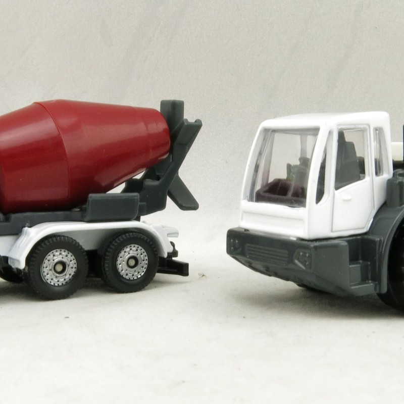 Siku 1692 - Construction Set Scania Concrete Mixer and Bergmann Dumper