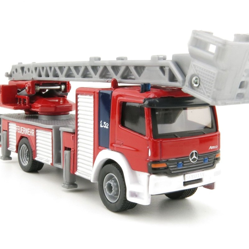 Siku 1841 - Mercedes Benz Fire Engine Metz Ladder Unit - Scale 1:87 