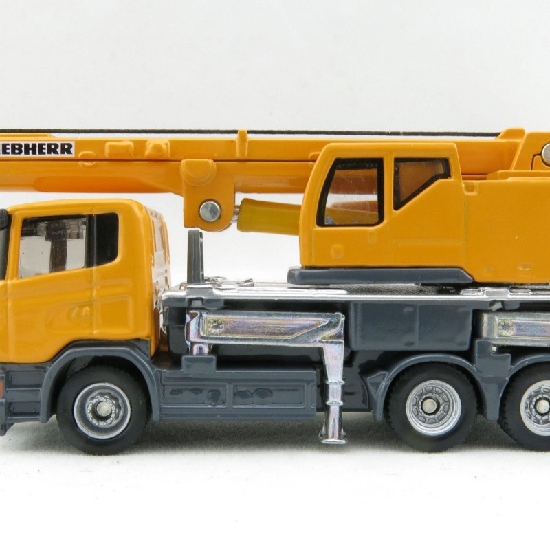 Siku 1859 - Scania Liebherr LTF 1035-3.1 Telescopic Crane Truck - Scale 1:87