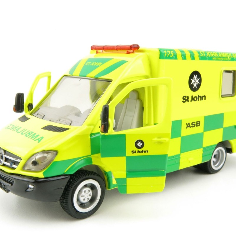 Siku 2108 NZ 1:50 Mercedes Benz Sprinter St. Johns Ambulance New Zealand Lastest Version Scale 1:50