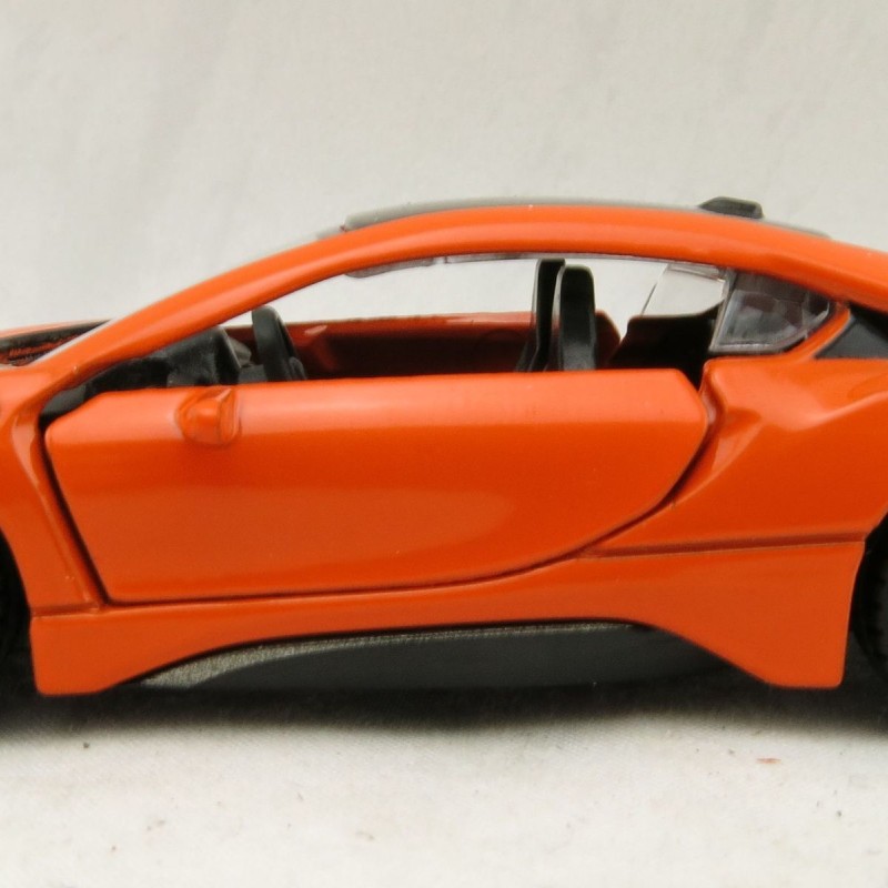 Siku 2348 - BMW i8 LCI Sports Car - Scale 1:50