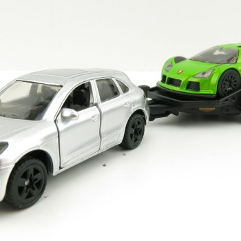 Siku 2544 - Porsche Macan with Gumpert Apollo on Transport Trailer - 1:55 Scale