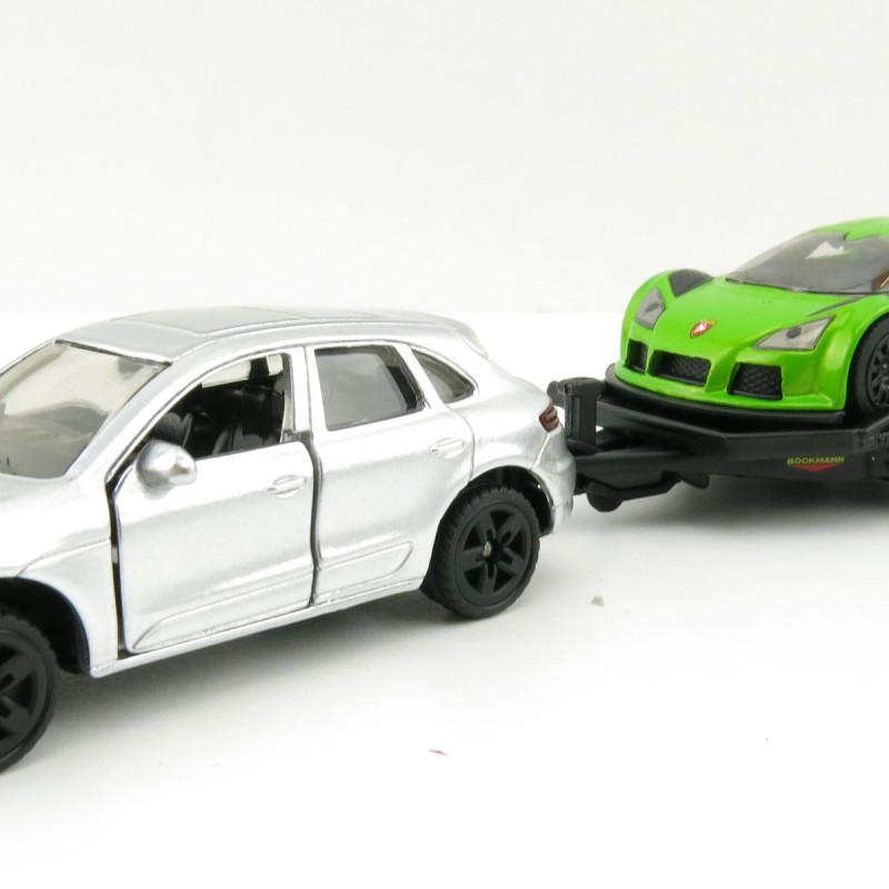 Siku 2544 - Porsche Macan with Gumpert Apollo on Transport Trailer - 1:55 Scale