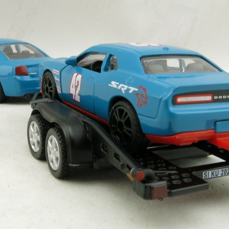 Siku 2565 - Dodge Charger with Dodge SRT Racing - Scale 1:55