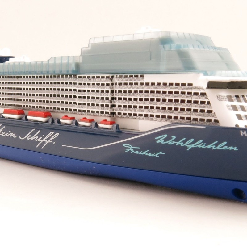 Siku 1730 - TUI Cruises Mein Schiff 1 Cruise Ship 1:1400 