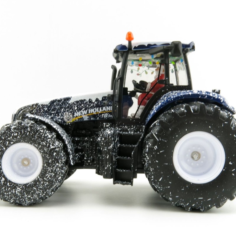 Siku 3220 - Christmas Tractor New Holland T8.390 - Limited Edition  - Scale 1:32
