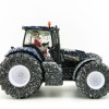 Siku 3220 - Christmas Tractor New Holland T8.390 - Limited Edition  - Scale 1:32