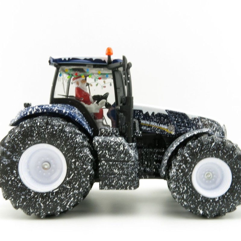 Siku 3220 - Christmas Tractor New Holland T8.390 - Limited Edition  - Scale 1:32